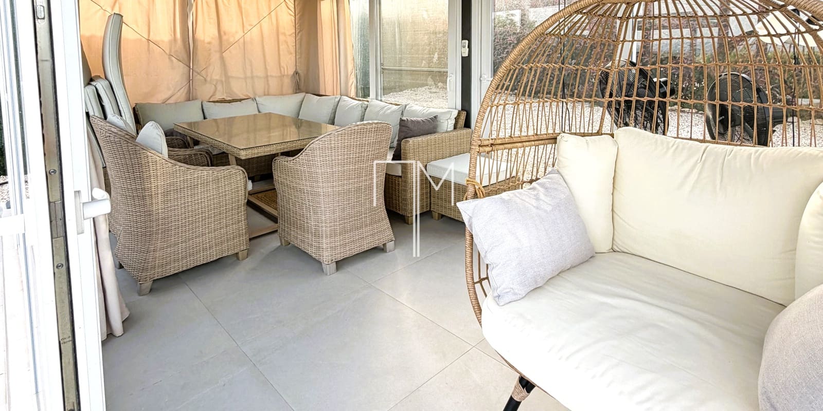 5 chambre Villa/Maison à vendre à Alberic avec piscine garage - 490 000 € (Ref: 9944911)