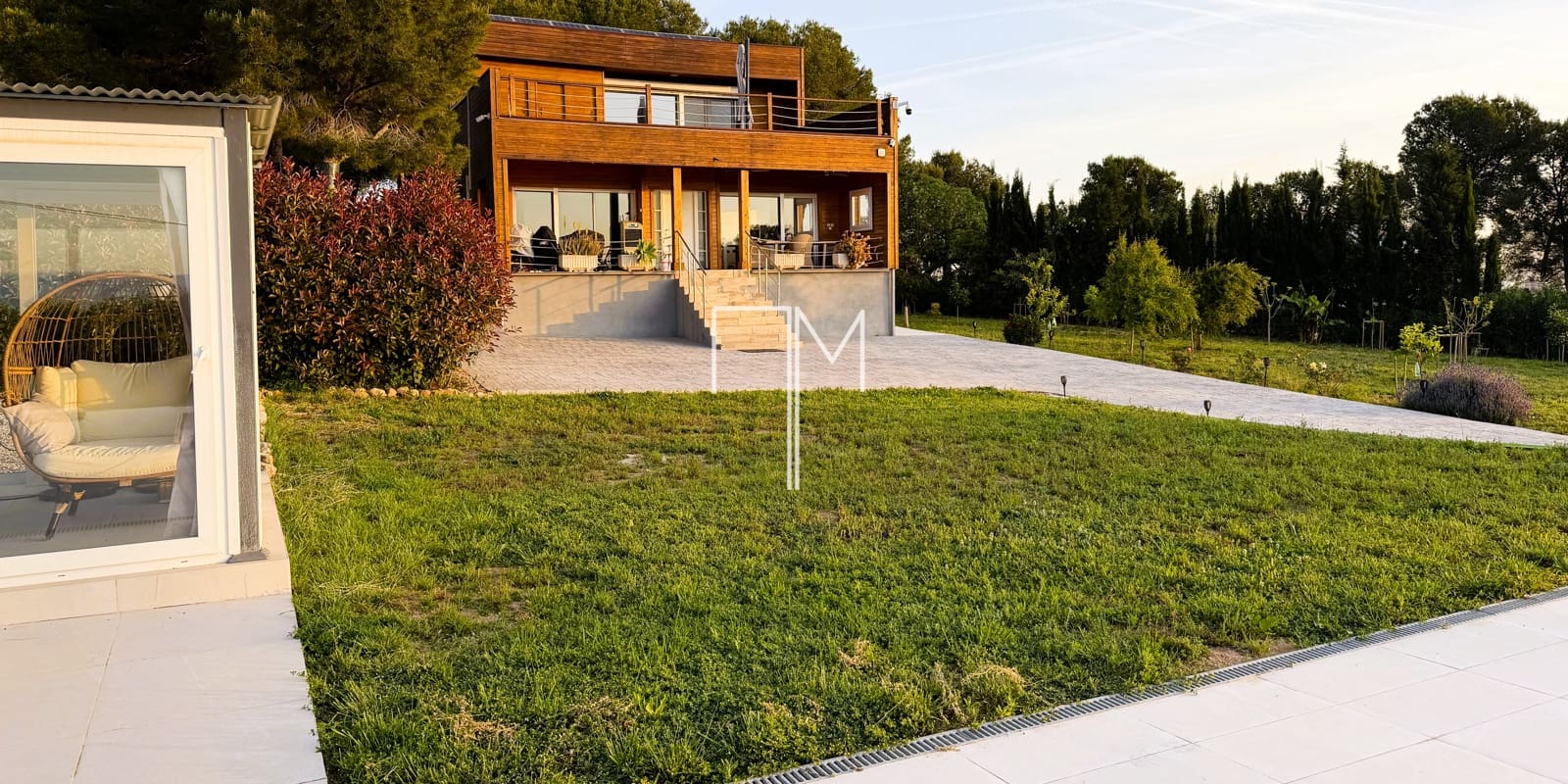 5 chambre Villa/Maison à vendre à Alberic avec piscine garage - 490 000 € (Ref: 9944911)