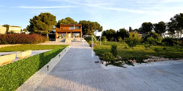 5 chambre Villa/Maison à vendre à Alberic avec piscine garage - 490 000 € (Ref: 9944911)