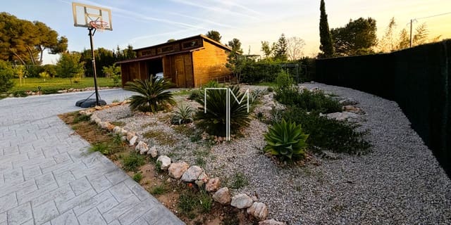 5 chambre Villa/Maison à vendre à Alberic avec piscine garage - 490 000 € (Ref: 9944911)