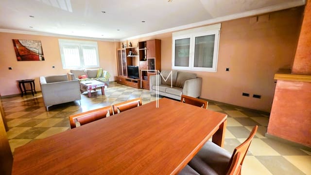 4 soverom Villa til salgs i Enguera med svømmebasseng garasje - € 560 000 (Ref: 9965754)