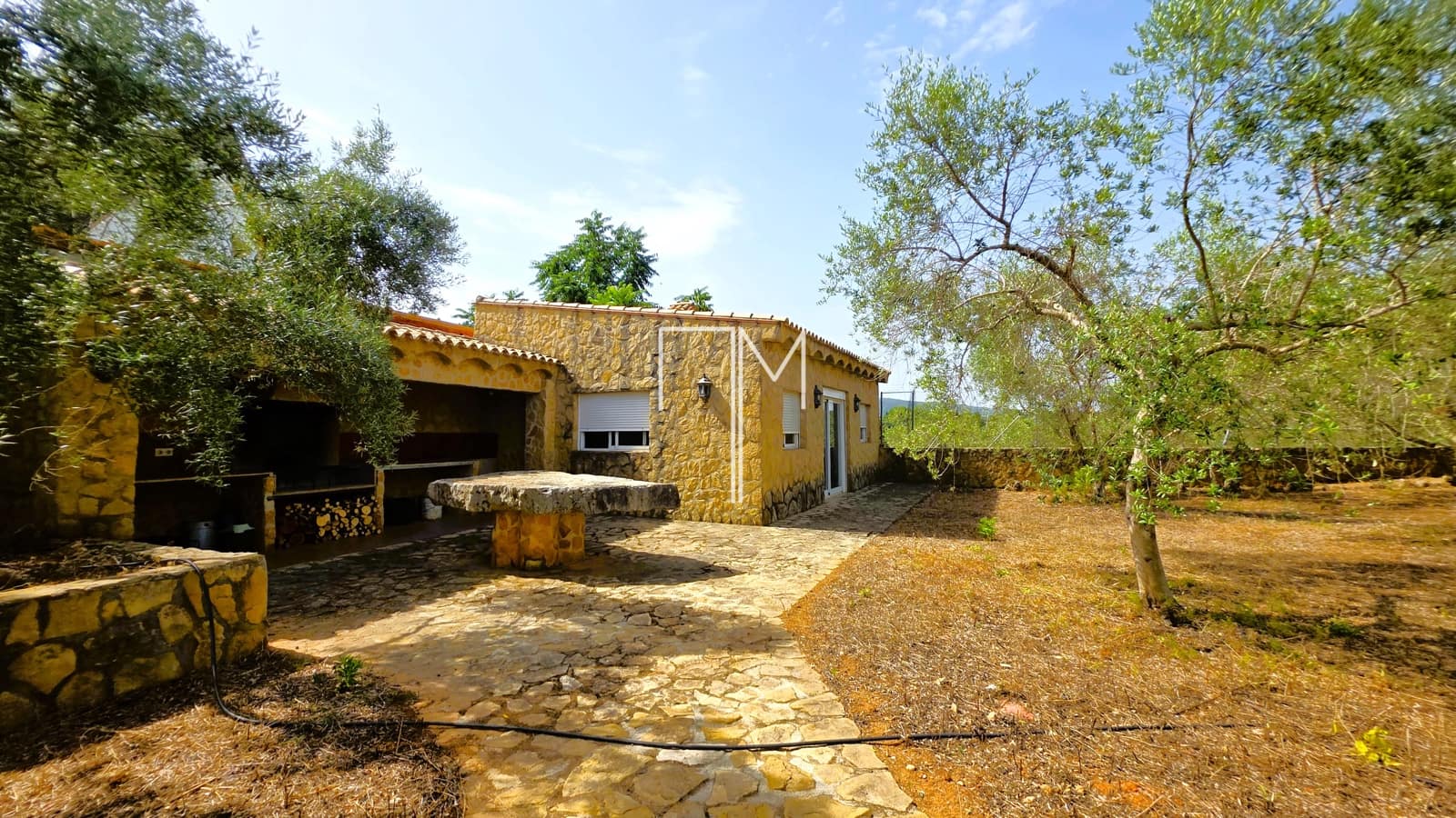 4 soverom Villa til salgs i Enguera med svømmebasseng garasje - € 560 000 (Ref: 9965754)