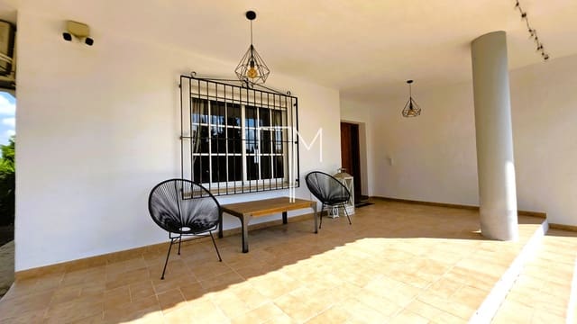 4 sovrum Villa till salu i Alberic med pool garage - 385 000 € (Ref: 9999390)