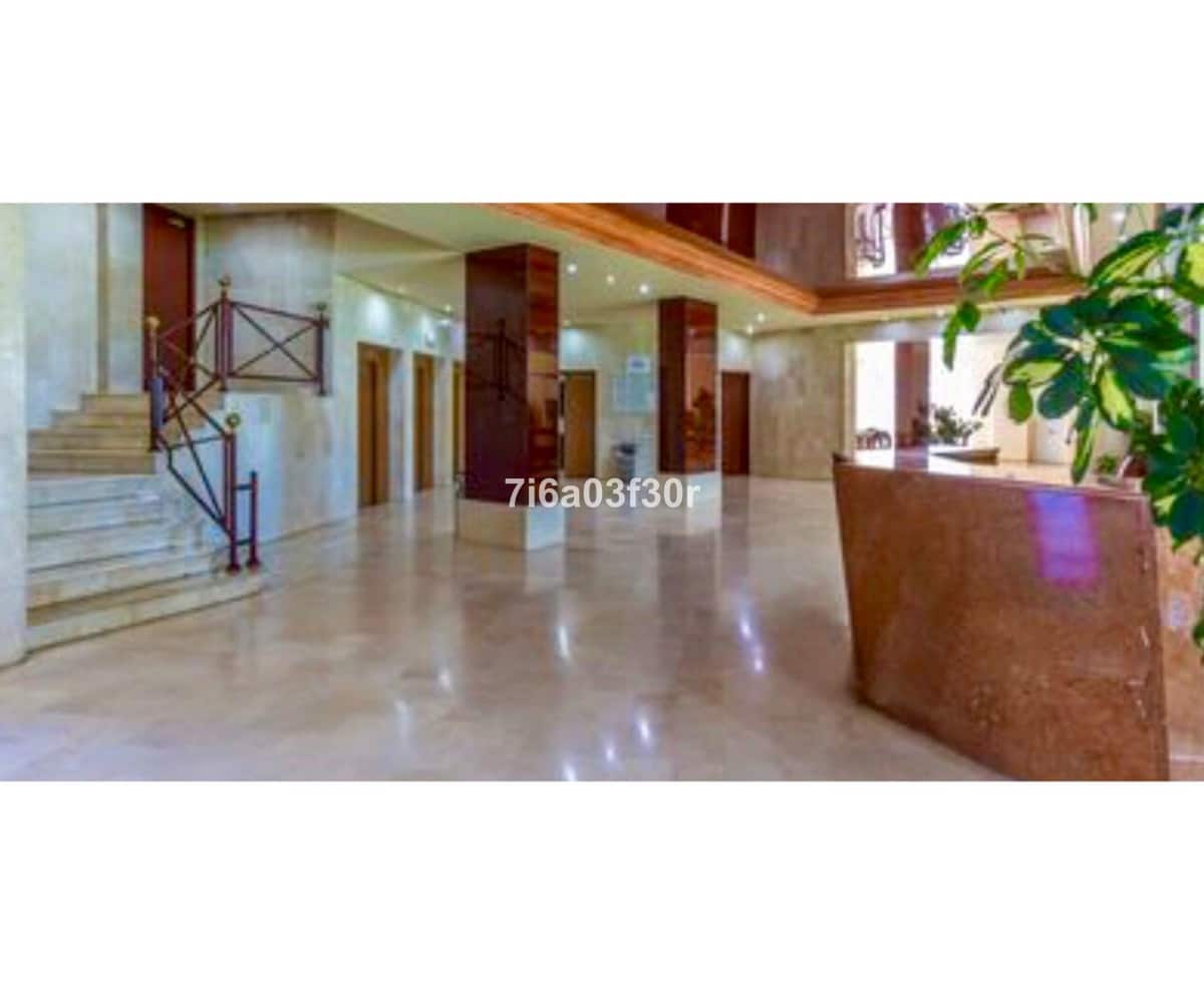 2 quarto Apartamento para arrendamento para férias em Marbella com piscina Garagem - 1 600 € (Ref: 10019739)