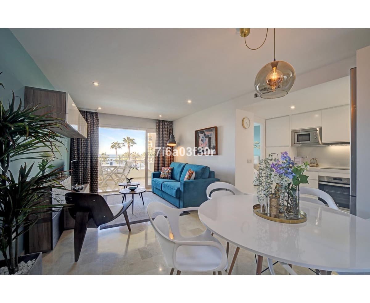 2 quarto Apartamento para arrendamento para férias em Marbella com piscina Garagem - 1 600 € (Ref: 10019739)