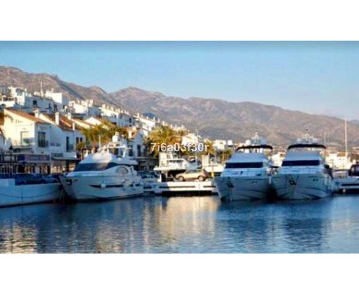 2 quarto Apartamento para arrendamento para férias em Marbella com piscina Garagem - 1 600 € (Ref: 10019739)
