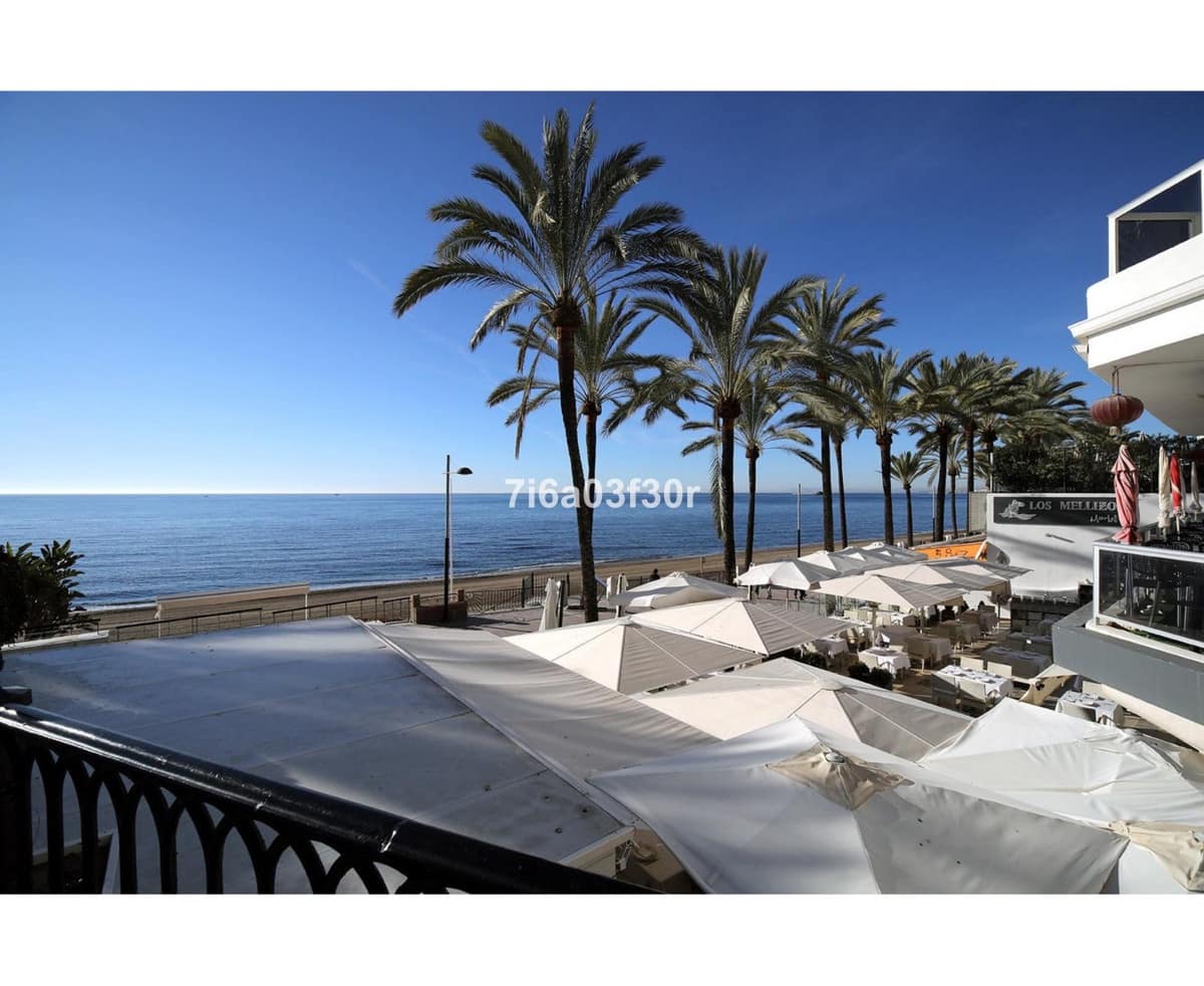 2 quarto Apartamento para arrendamento para férias em Marbella com piscina Garagem - 1 600 € (Ref: 10019739)