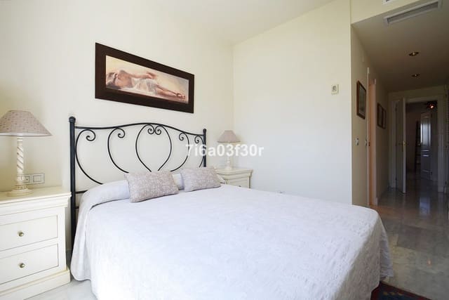 2 quarto Apartamento para arrendamento para férias em San Pedro de Alcantara, Marbella com piscina Garagem - 1 080 € (Ref: 10019807)
