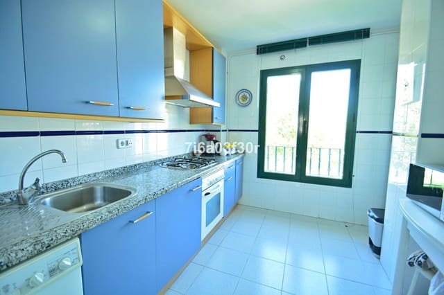 Apartamento de 2 habitaciones en San Pedro de Alcantara, Marbella en alquiler vacacional con piscina garaje - 1.000 € (Ref: 10032434)