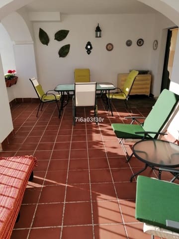 Apartamento de 2 habitaciones en San Pedro de Alcantara, Marbella en alquiler vacacional con piscina garaje - 1.000 € (Ref: 10032434)