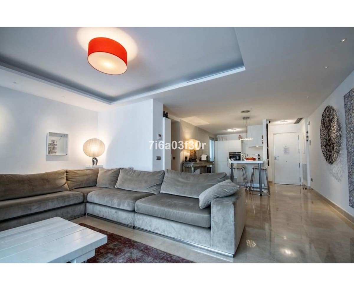 2 bedroom Apartment for holiday rental in San Pedro de Alcantara with pool garage - € 1,000 (Ref: 10158140)