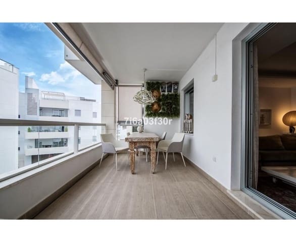 Appartement de 2 chambres de location de vacances à San Pedro de Alcantara, Marbella avec piscine garage - 1 000 € (Ref: 10158140)