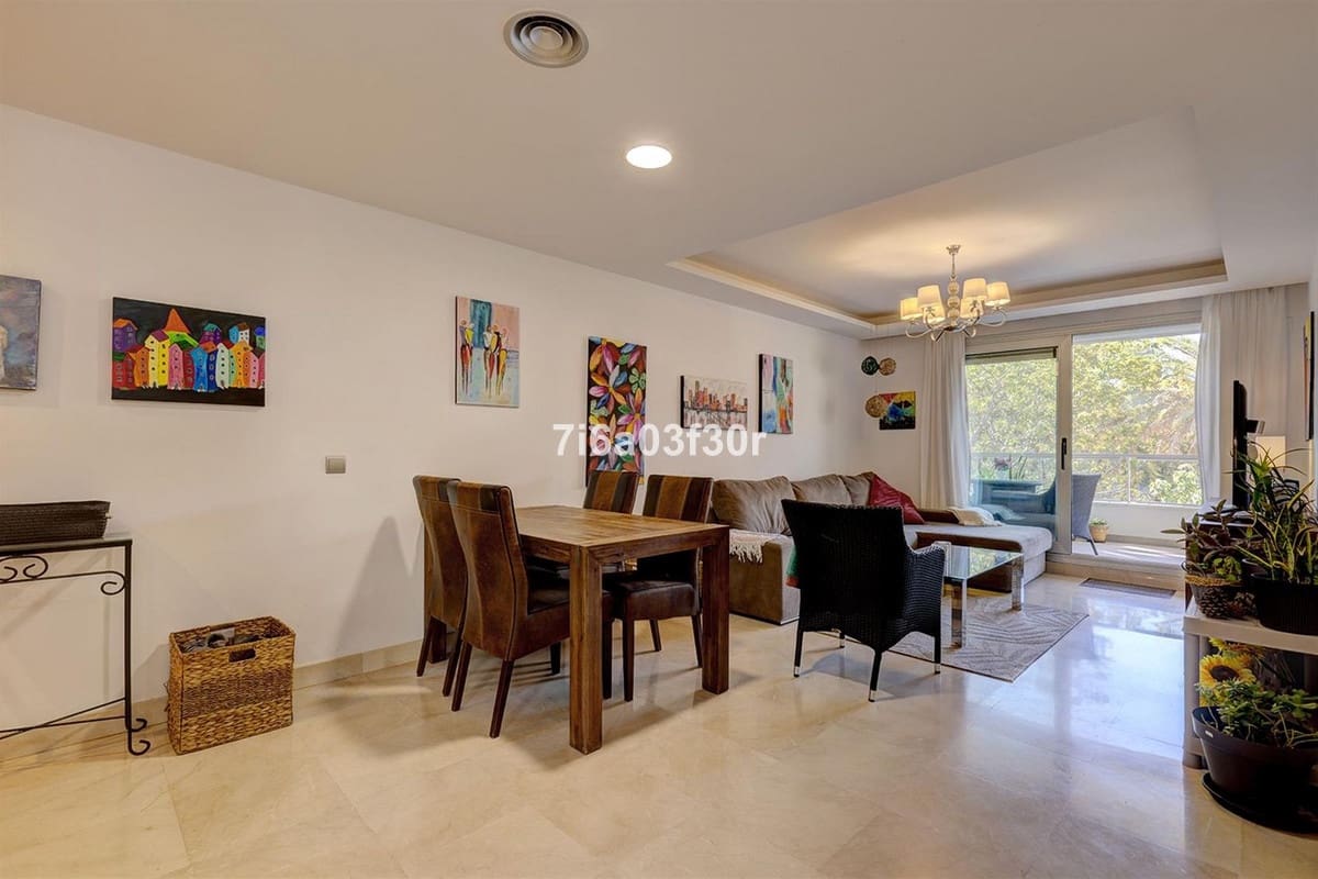 3 soveværelse Lejlighed til salg i San Pedro de Alcantara med swimmingpool garage - € 649.000 (Ref: 9369222)