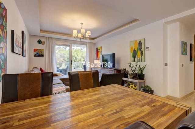 3 sypialnia Apartament na sprzedaż w San Pedro de Alcantara, Marbella z basenem garażem - 649 000 € (Ref: 9369223)