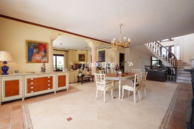 5 chambre Villa/Maison à vendre à Nueva Andalucia, Marbella avec piscine garage - 3 500 000 € (Ref: 9369224)