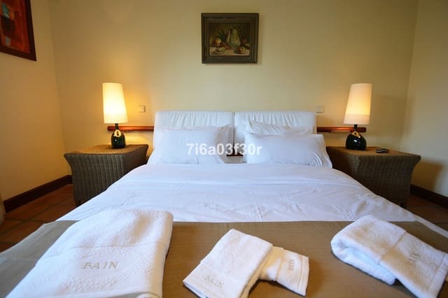 5 sypialnia Willa na sprzedaż w Nueva Andalucia, Marbella z basenem garażem - 3 500 000 € (Ref: 9369224)