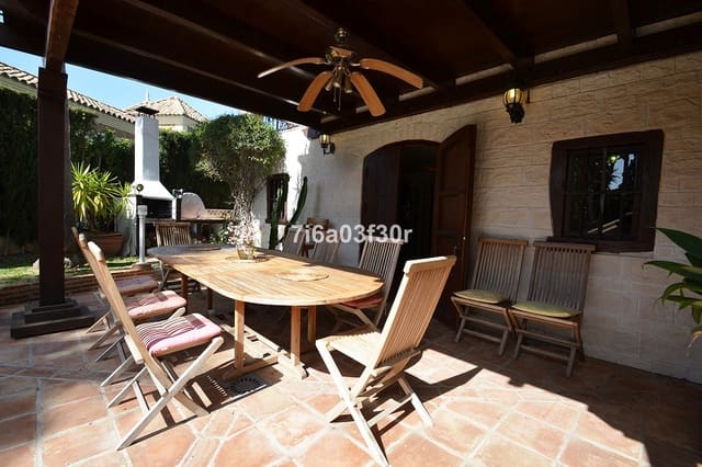 5 sypialnia Willa na sprzedaż w Nueva Andalucia, Marbella z basenem garażem - 3 500 000 € (Ref: 9369224)