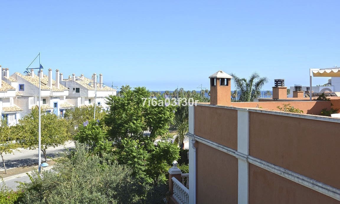 3 slaapkamer Huis te koop in San Pedro de Alcantara met garage - € 1.500.000 (Ref: 9369226)