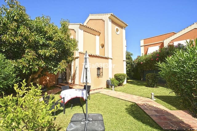 3 sypialnia Dom do wynajęcia w San Pedro de Alcantara, Marbella z garażem - 3 300 € (Ref: 9369227)