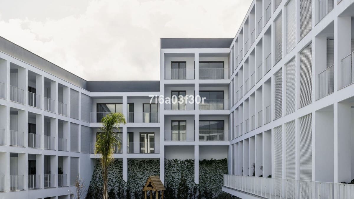 3 camera da letto Appartamento da affittare in San Pedro de Alcantara con piscina garage - 3.200 € (Rif: 9369229)