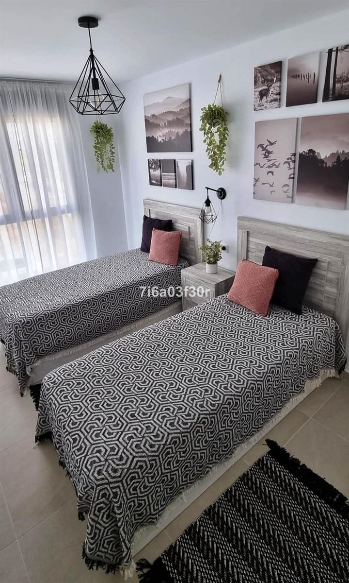 3 camera da letto Appartamento da affittare in San Pedro de Alcantara con piscina garage - 3.200 € (Rif: 9369229)