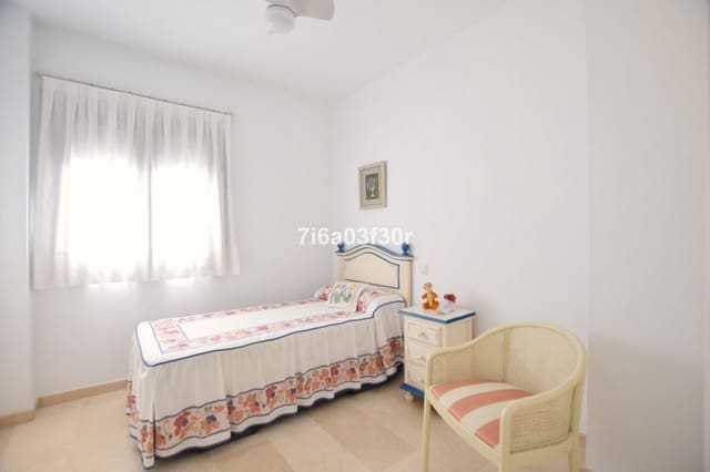 3 soveværelse Lejlighed til leje i San Pedro de Alcantara, Marbella med swimmingpool garage - € 2.200 (Ref: 9369231)