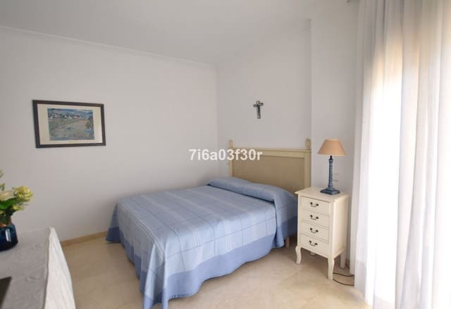 3 soveværelse Lejlighed til leje i San Pedro de Alcantara, Marbella med swimmingpool garage - € 2.200 (Ref: 9369231)