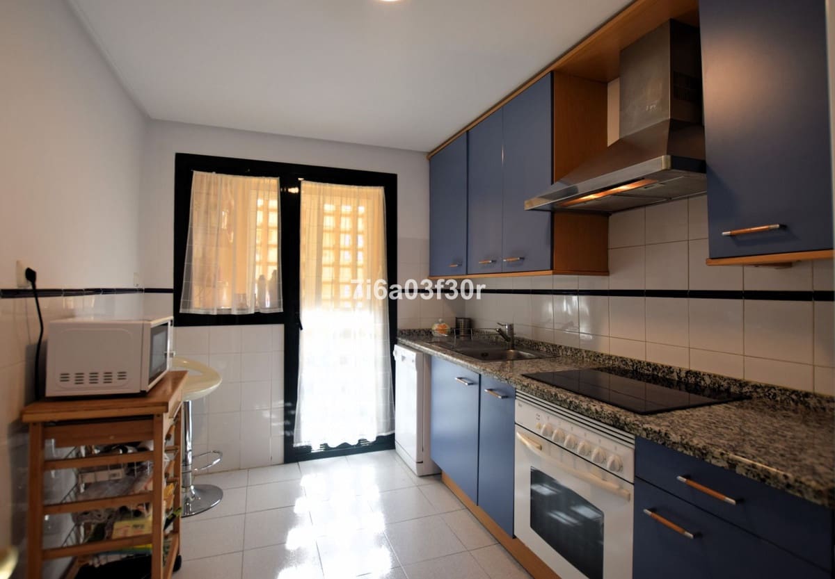 3 slaapkamer Appartement te huur in San Pedro de Alcantara met zwembad garage - € 2.200 (Ref: 9369231)