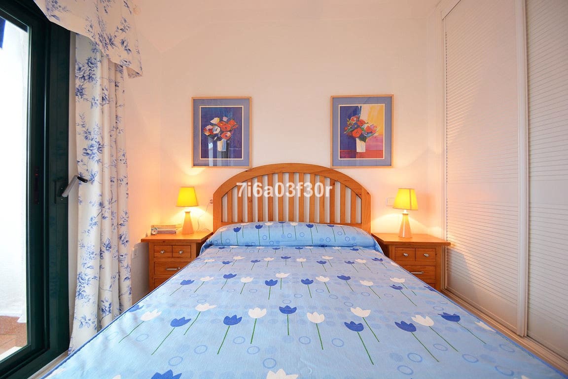 Penthouse de 3 chambres à louer à San Pedro de Alcantara avec piscine garage - 2 000 € (Ref: 9369238)