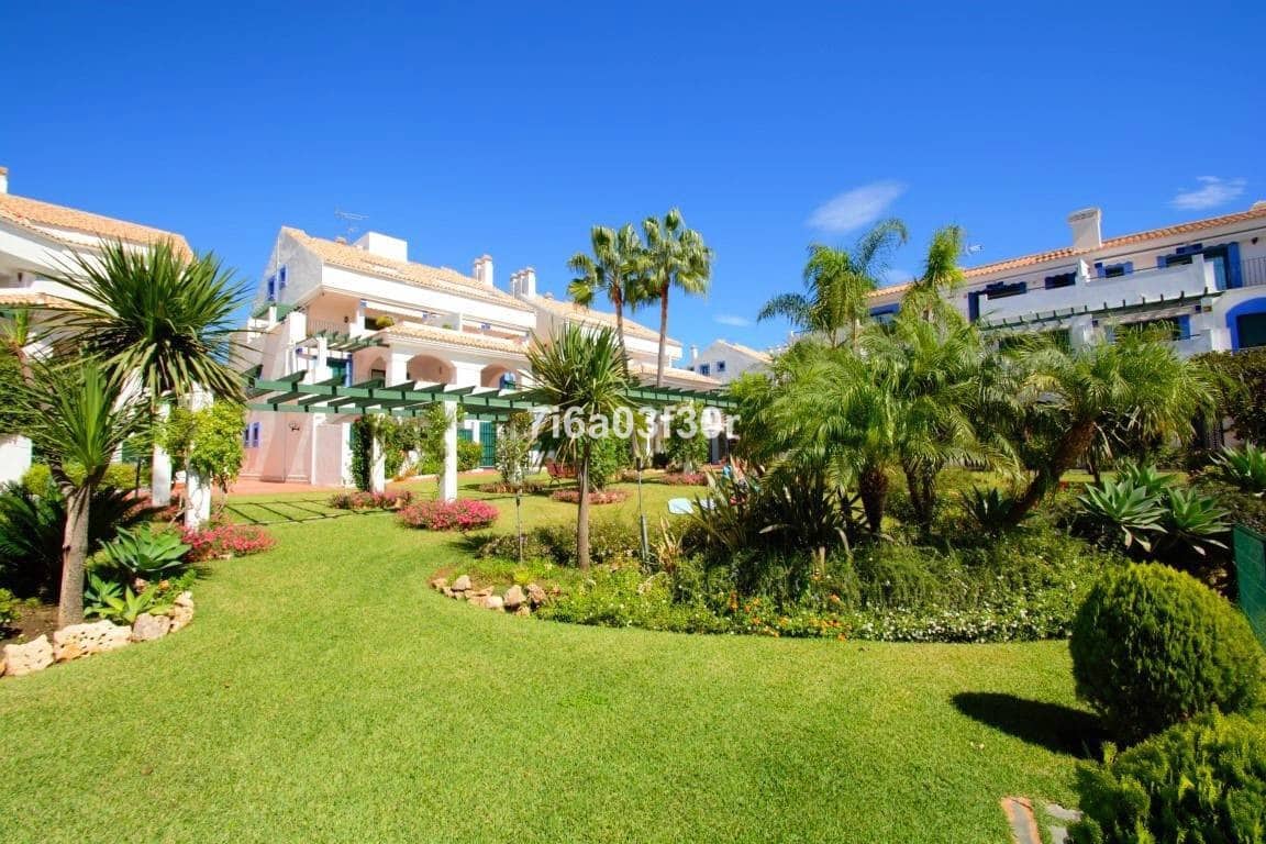 Penthouse de 3 chambres à louer à San Pedro de Alcantara avec piscine garage - 2 000 € (Ref: 9369238)