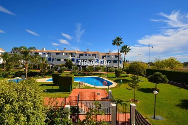3 slaapkamer Penthouse voor vakantieverhuur in San Pedro de Alcantara, Marbella met zwembad garage - € 1.300 (Ref: 9369239)