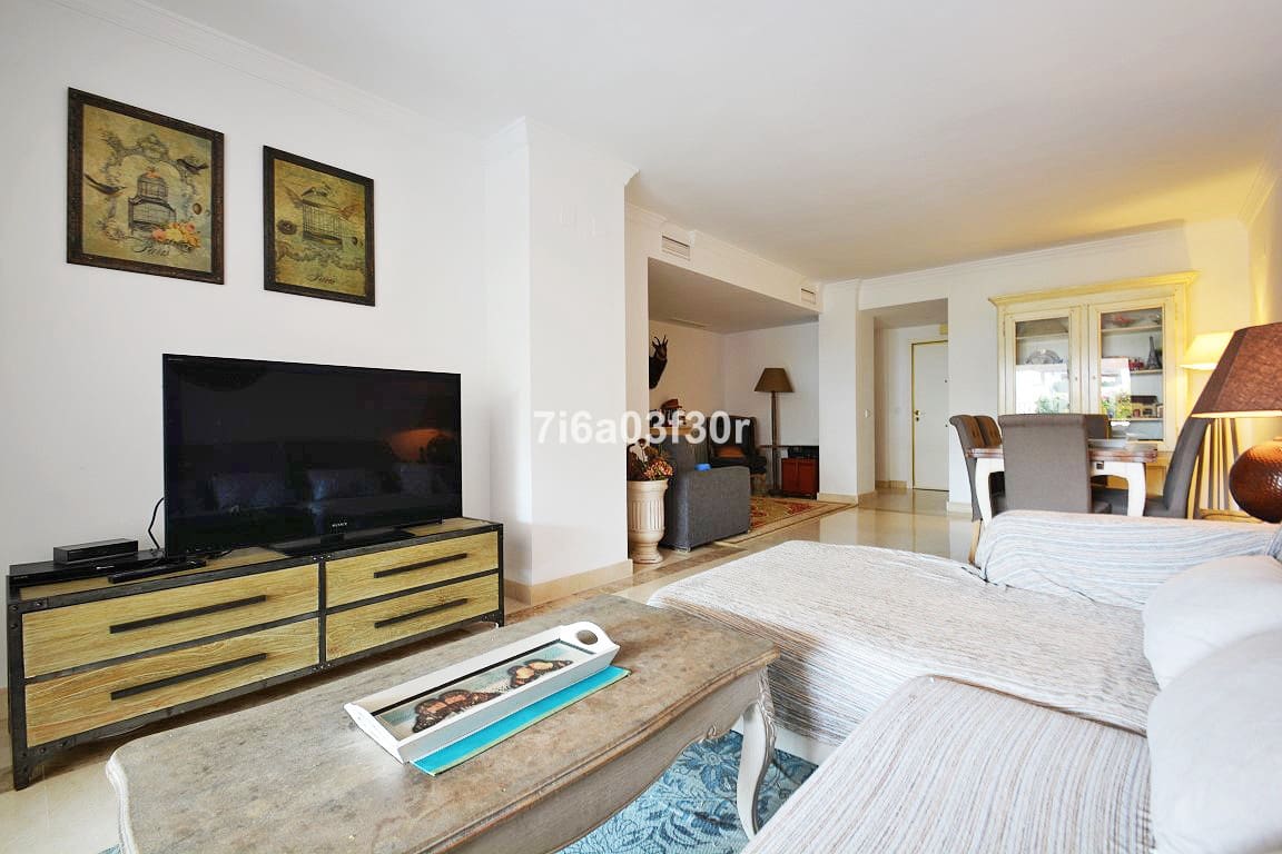 3 sovrum Lägenhet för semesterbostäder i San Pedro de Alcantara med pool - 1 600 € (Ref: 9369242)