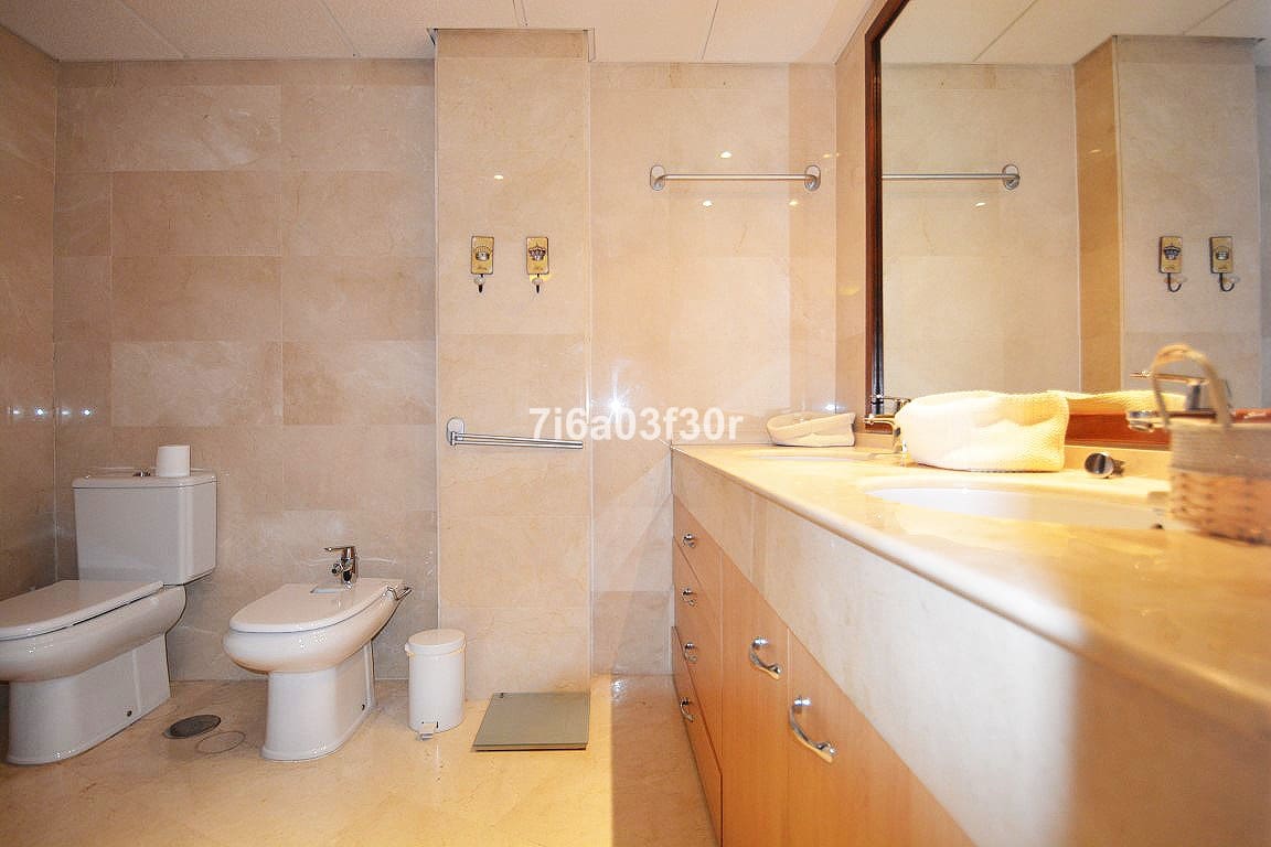 3 sovrum Lägenhet för semesterbostäder i San Pedro de Alcantara med pool - 1 600 € (Ref: 9369242)