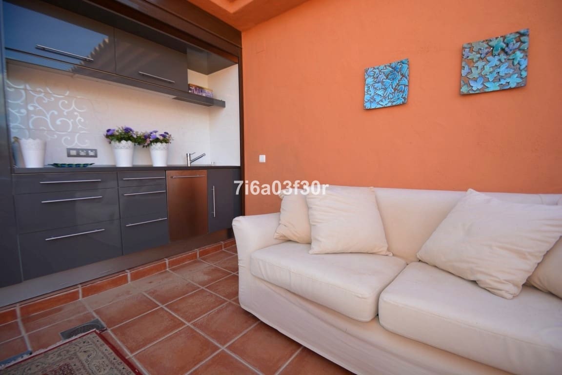 Ático de 3 habitaciones en Benahavís en alquiler vacacional con piscina garaje - 1.800 € (Ref: 9369244)