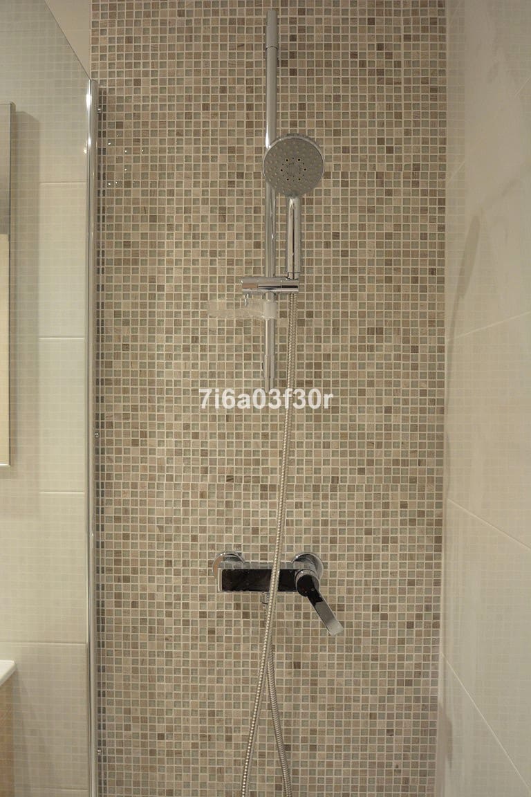 3 slaapkamer Appartement voor vakantieverhuur in San Pedro de Alcantara met zwembad garage - € 1.000 (Ref: 9386095)