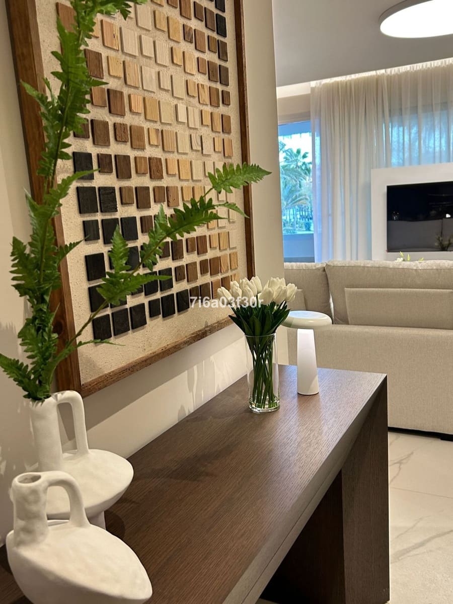 3 Zimmer Apartment zu verkaufen in San Pedro de Alcantara mit Pool Garage - 979.000 € (Ref: 9397022)