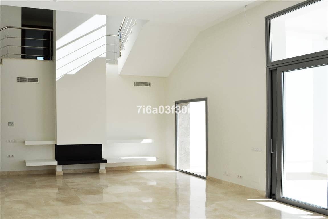 Chalet de 4 habitaciones en Benahavís en venta con piscina garaje - 1.900.000 € (Ref: 9397027)