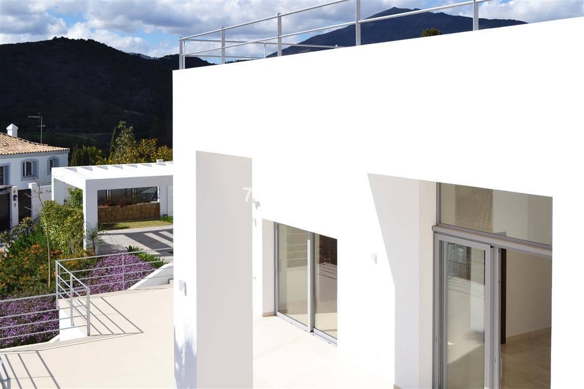 Chalet de 4 habitaciones en Benahavís en venta con piscina garaje - 1.900.000 € (Ref: 9397027)