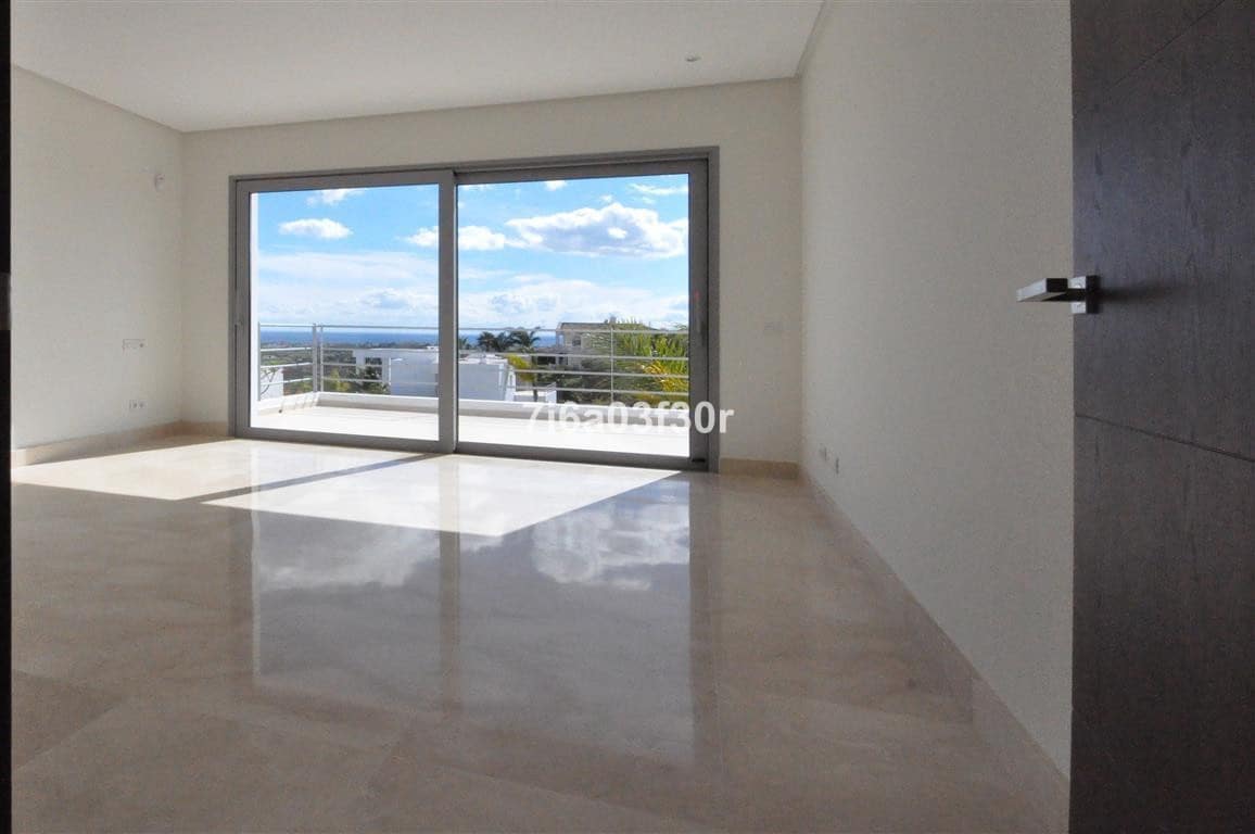 Chalet de 4 habitaciones en Benahavís en venta con piscina garaje - 1.900.000 € (Ref: 9397027)