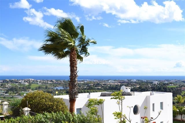 4 Zimmer Villa zu verkaufen in Benahavís mit Pool Garage - 1.900.000 € (Ref: 9397027)