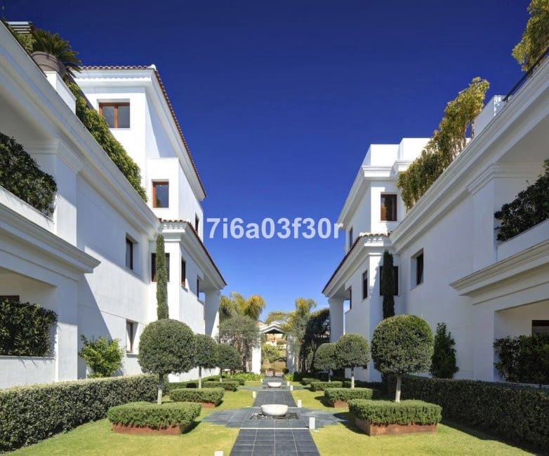 3 bedroom Apartment for sale in Estepona with pool garage - € 1,750,000 (Ref: 9397029)