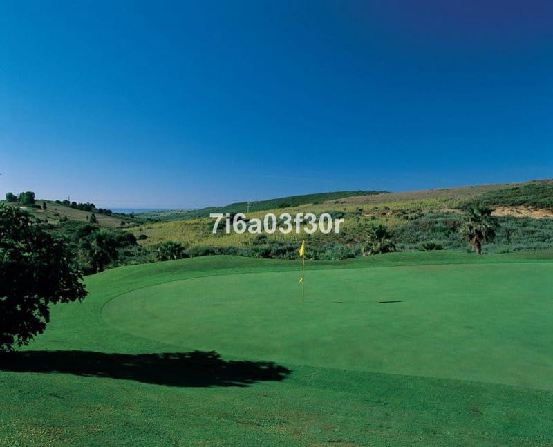 3 bedroom Apartment for sale in Estepona with pool garage - € 1,750,000 (Ref: 9397029)