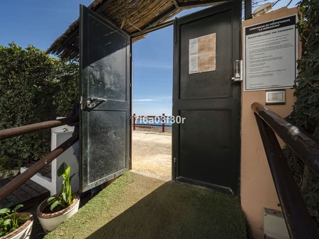 2 Zimmer Apartment zu verkaufen in Puerto Banus, Marbella mit Pool Garage - 1.575.000 € (Ref: 9397031)