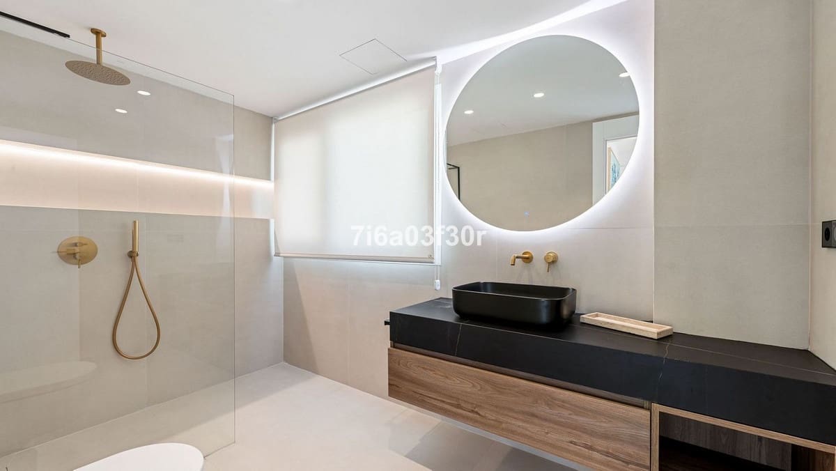 3 soverom Hus til salgs i La Quinta med svømmebasseng garasje - € 1 045 000 (Ref: 9397032)