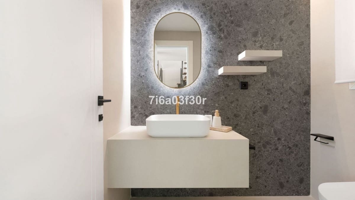 3 soverom Hus til salgs i La Quinta med svømmebasseng garasje - € 1 045 000 (Ref: 9397032)