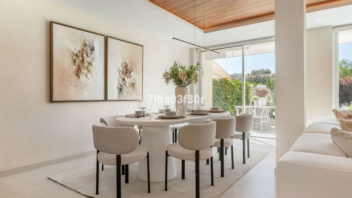 3 soverom Hus til salgs i La Quinta med svømmebasseng garasje - € 1 045 000 (Ref: 9397032)