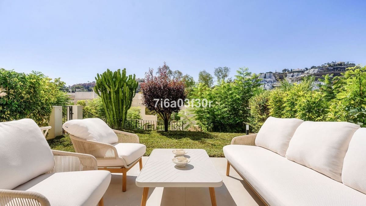 3 soverom Hus til salgs i La Quinta med svømmebasseng garasje - € 1 045 000 (Ref: 9397032)