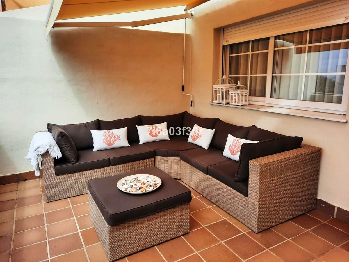 3 bedroom Penthouse for rent in Marbella with pool garage - € 3,000 (Ref: 9400201)