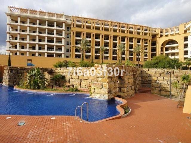 2 soverom Penthouse til salgs i San Pedro de Alcantara med svømmebasseng garasje - € 1 000 (Ref: 9432606)