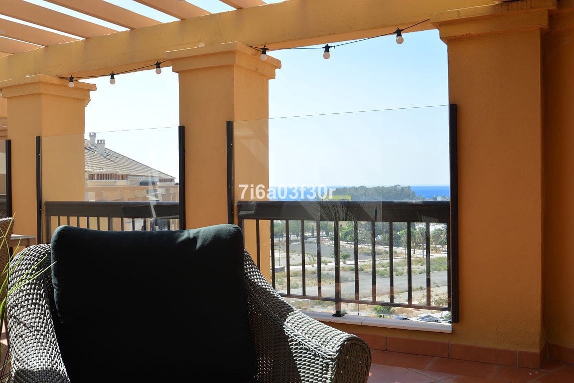 2 soverom Penthouse til salgs i San Pedro de Alcantara med svømmebasseng garasje - € 1 000 (Ref: 9432606)